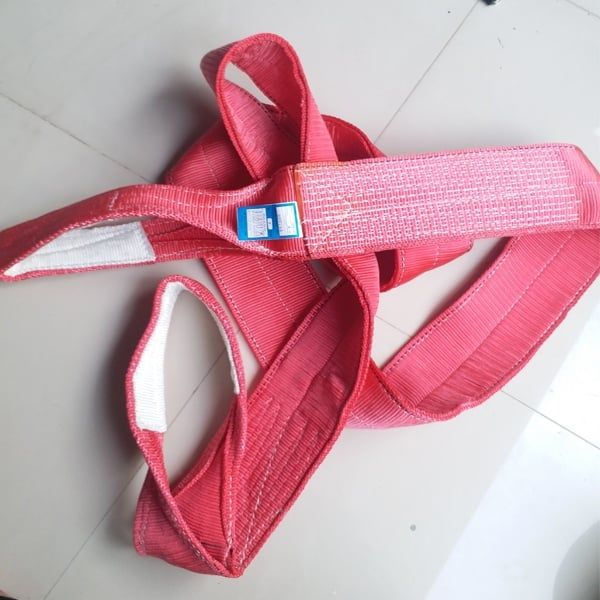 DÂY CẨU BẢN 50MM: GIẢI PHÁP NÂNG HẠ AN TOÀN VÀ HIỆU QUẢ TỐI ƯU CHO MỌI CÔNG TRÌNH